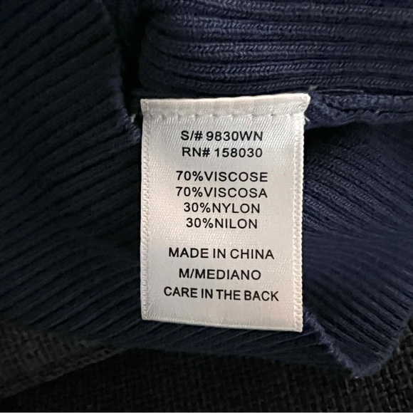 Love Tree Deep Blue Ribbed Long Sleeve Knit Top Size M EUC - Picture 6 of 7